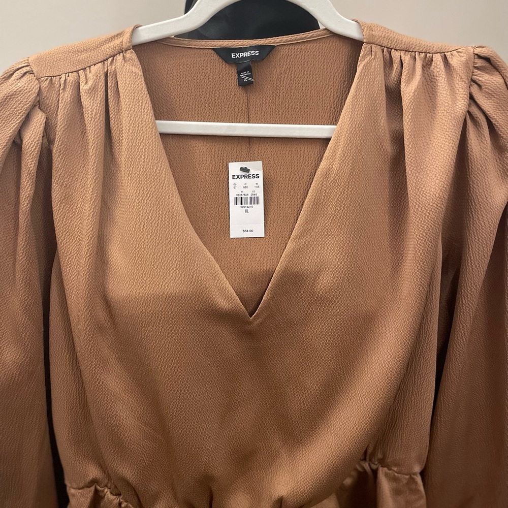 Express NWT Women's Copper Top